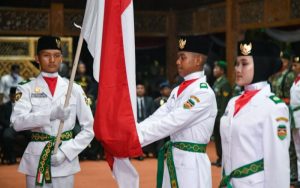 HUT RI ke-77, Ambu Anne Kukuhkan Aggota Paskibraka Kabupaten Purwakarta