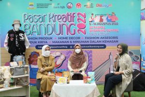 Omset Pasar Krearif Bandung Tembus Rp6,5 Miliar