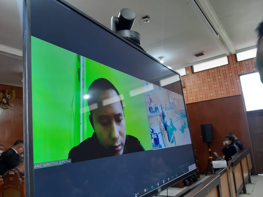 Dilangsungkan Daring, Sidang Perdana Doni Salmanan di PN Bandung Beragendakaan Pembacaan Dakwaan
