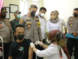 Cegah Penyebaran Covid-19, Kapolres Purwakarta Ajak Masyarakat Untuk Segara Vaksin Lengkap