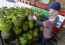 Harga gas elpiji 3 Kg di Kabupaten Karawang mengalami kenaikan.