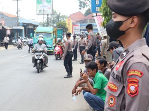 Puluhan Supir Angkot Demo Protes Kenaikan BBM