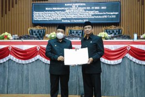 DPRD Kota Bandung Tetapkan Dua Perda Baru