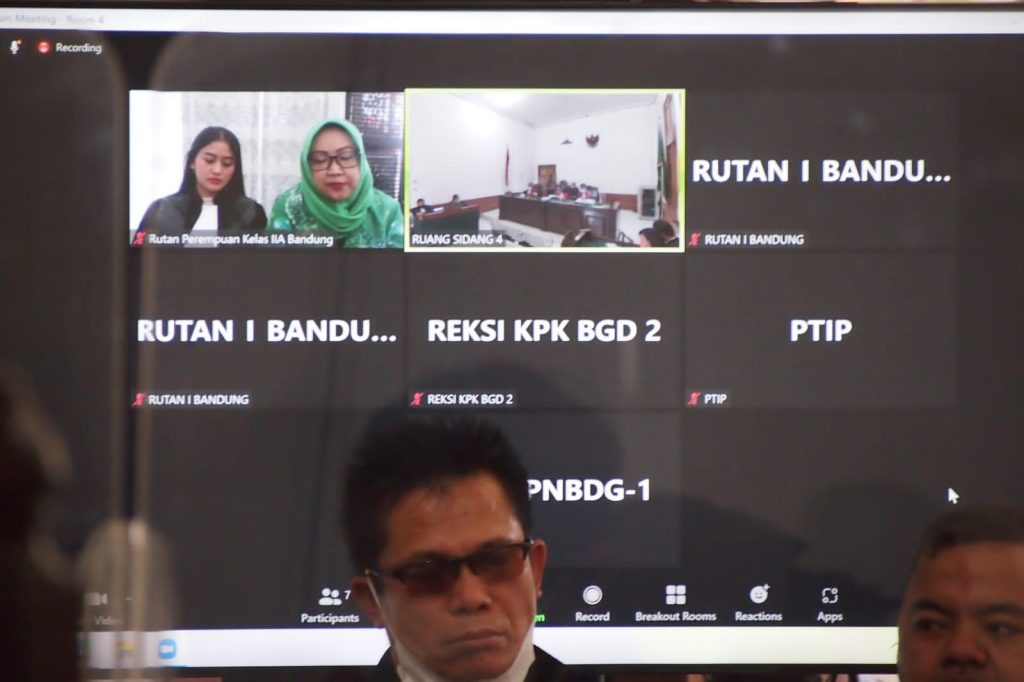 Ade Yasin; Mengapa Saya Dituntut Atas Perbuatan yang Tidak Saya Lakukan?