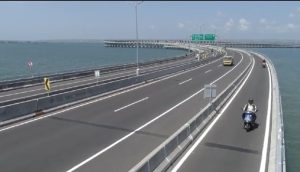 Sepeda Motor Diperbolehkan Melintas di Jalan Tol Ini