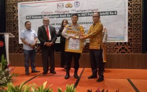 Konsisten dalam Tangani Kasus Kejahatan Terhadap Anak, Kapolres Sukabumi dapat Penghargaan