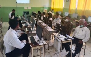 Ratusan Calon Panwascam Ikuti Tes CAT Bawaslu Purwakarta