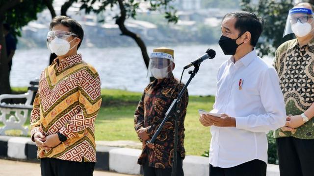 Presiden Jokowi dan Menkes Budi Gunadi.
