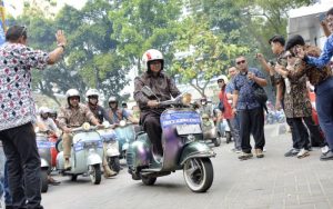 Uu Ruzhanul Ulum Full Senyum Geber Vesva Jadul: Saya Senang Pisan!