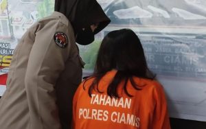 Hamil di Luar Nikah: Mahasiswi di Ciamis Tega Buang Bayinya ke Selokan, Berakhir di Kantor Polisi