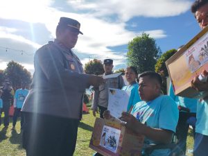 Hari Pahlawan, Begini Cara Polisi Di Purwakarta Berikan Kebahagiaan Bagi Kaum Disabilitas