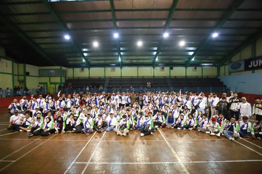 DPRD Lepas Kontingen NPCI Kota Bandung ke Peparda