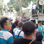 Para buruh di Cianjur unras kepung gedung DPRD Cianjur