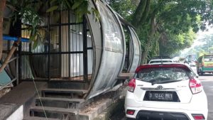 Halte TMB Tak Terurus, Pemkot Harus Tanggung Jawab