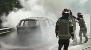 Hendak Berwisata Ke Bandung, Mobil warga Tanggerang Selatan Terbakar di Purwakarta