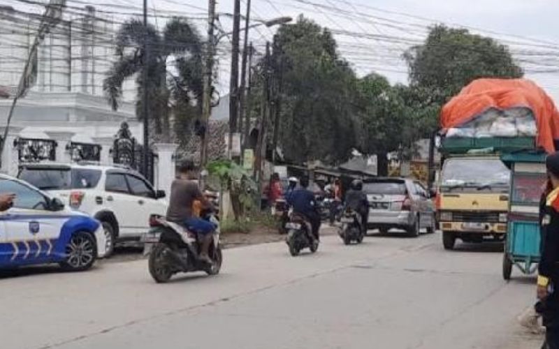 Jalan Cikarang-Cibarusah Bekasi Ganti Nama Jadi KH. Raden Ma’mun Nawawi, Simak Penjelasannya Disini
