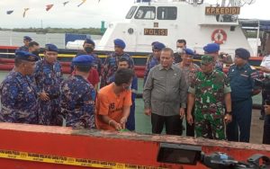Polda Sumut Tangkap Kapal Pengangkut 268.000 Liter BBM Oplosan