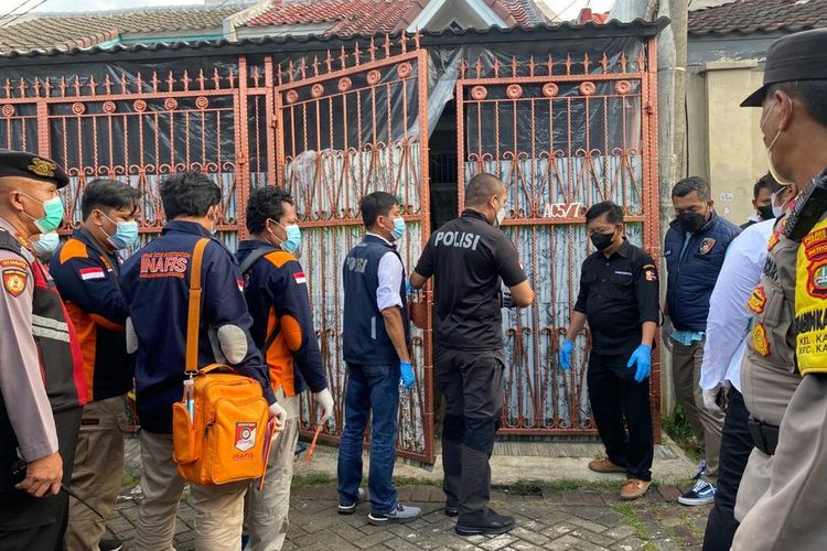 Kasus kematian satu keluarga di Kalideres Jakarta