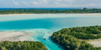 Kawasan pulau di Cagar Alam Widi