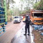 Kecelakaan Truk AMDK Galon Bermuatan Lebih (Foto: Istimewa)