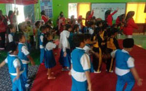 PAUD se-Kecamatan Cikadu Kumpulkan Dana untuk Bantu Korban Gempa Cianjur