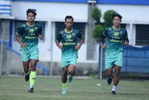 Pelatih Persib Siapkan Evaluasi Tim
