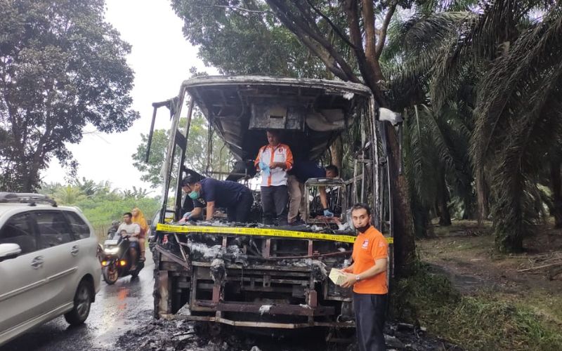 Bus Terbakar