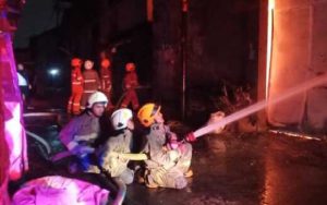 Duh! Gudang Mainan di Kota Bandung Hangus Terbakar