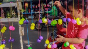 Disdik Kota Bandung Larang Siswa Bawa Lato-lato dan Mainan Lainnya ke Sekolah, Begini Imbauannya