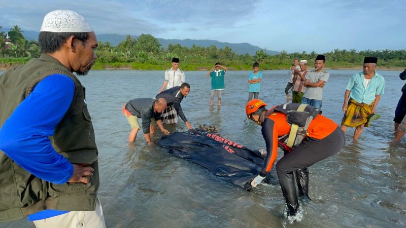 Hanyut di Sungai Aek Singolot Madina, Santri Asal Riau Ditemukan Meninggal Dunia
