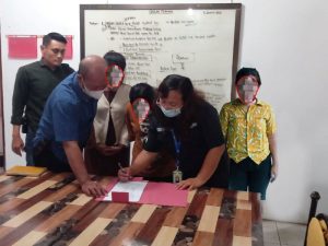 IRT di Pematangsiantar Tawarkan layanan Indehoy Via Aplikasi MiChat