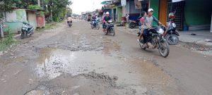 Bupati Serdang Bedagai Sebut Truk Diatas Tonase Penyebab Jalan Rusak