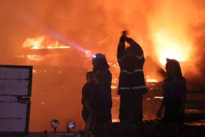 Medan Membara, 10 Rumah Hangus Terbakar, 1 Orang Luka-Luka