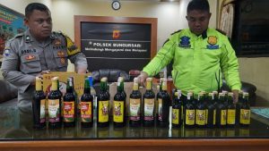Jaga Kondusifitas Wilayah Purwakarta, Polsek Bungursari Sita Puluhan Botol Miras