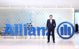 Achmad Kusna Permana Siapkan Rencana Spin Off untuk Allianz Syariah