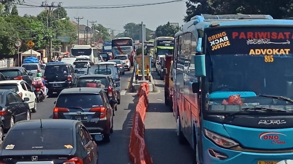 Akses Menuju Kawasan Industri Rawan Macet, Pemda Karawang Minta Pusat Turun Tangan
