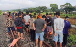 Seorang Lansia di Kota Banjar Ditemukan Tewas Tersambar Kereta Api, Begini Kronologinya