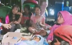 Duh! Puluhan Korban Banjir Subang Ngungsi di Bawah Jembatan Pamanukan