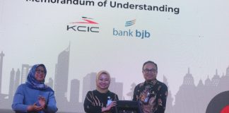 Penandatanganan MoU Bank bjb dengan KCIC untuk optimalisasi produk dan jasa layanan perbankan