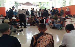 AMCM Minta Kepastian Pencairan Bantuan Korban Gempa, Pemkab Cianjur Malah Ngasih Giveaway?