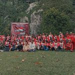 Foto bersama peserta dan panitia pelatihan panjat tebing di Gunung Parang Purwakarta (Foto: Dok Sekolah Panjat Tebing Merah Putih regional Purwakarta)