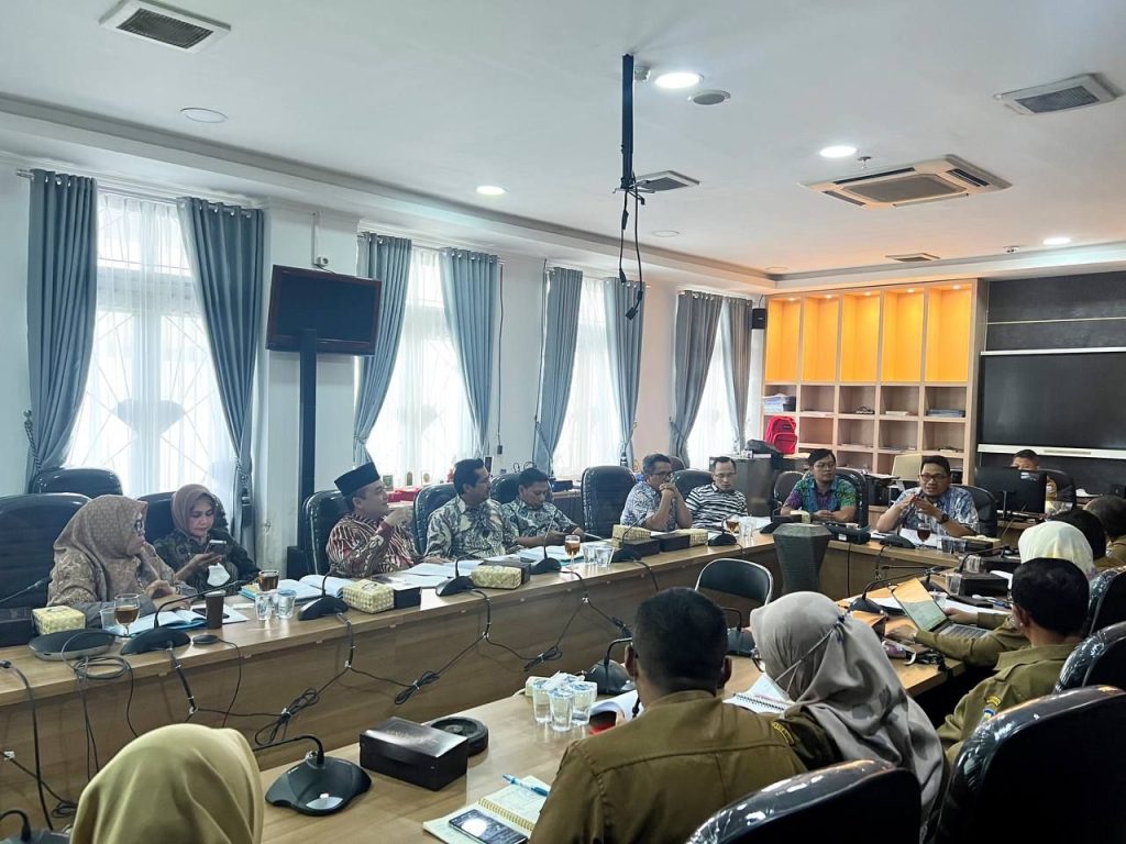 Lindungi UMKM di Kota Bandung, DPRD Usulkan Sanksi Hukum Rentenir