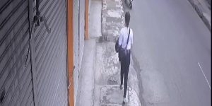 Parah! Emak-emak di Purwakarta Maling di Toko Baju, Aksinya Terekam CCTV