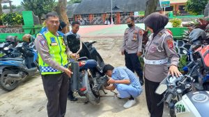 Polsek Jatiluhur Purwakarta Riksus Knalpot Brong di Sekolah