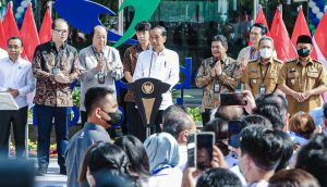 Presiden Jokowi Mengeluhkan 2 Juta Masyarakat Indonesia Banyak Berobat ke Luar Negeri