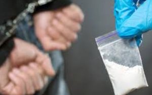 Dua Pria Asal Bogor Tertangkap Selundupkan Sabu 900 Gram dalam Sandal di Bandara Aceh