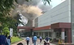 Pabrik Tekstil di Jatiluhur Purwakarta Terbakar, Karyawan Panik Berhamburan Menyelamatkan Diri