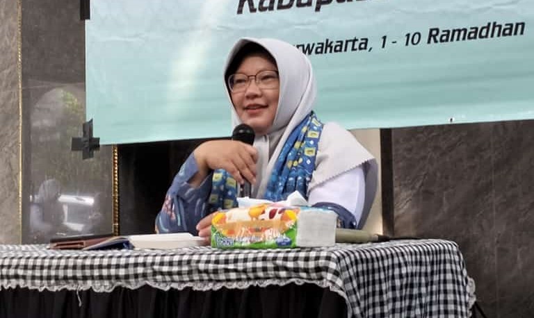 Ketua BKMT Purwakarta, DR. Hj. Ifa Faizah Rohmah, MPD