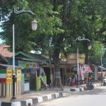 Lampion Karakter di jalan menuju objek wisata Kabupaten Purwakarta (Foto: Dok. Disperkim Purwakarta)