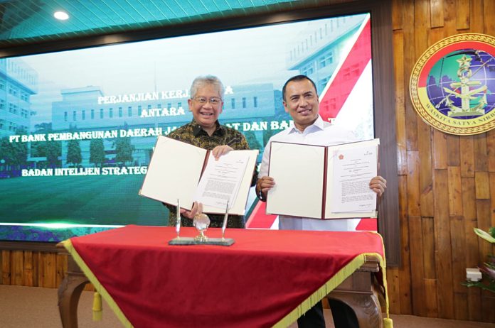 Penandatanganan MoU antara Bank bjb dengan BAIS (Foto: Istimewa)